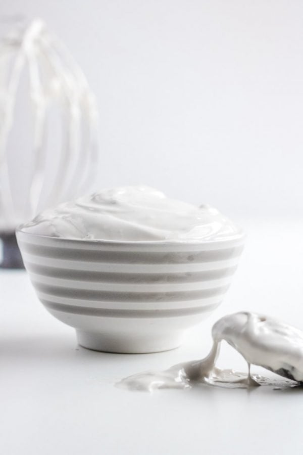 Simple homemade paleo marshmallow fluff recipe that's free of corn syrup!