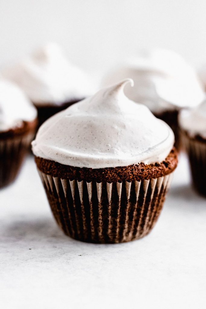 paleo gingerbread cupcakes