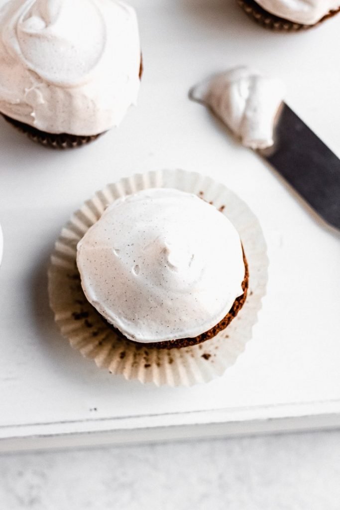 paleo gingerbread cupcakes