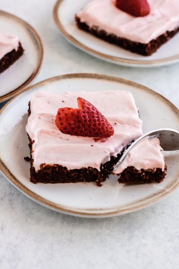 chocolate cake with strawberry frosting