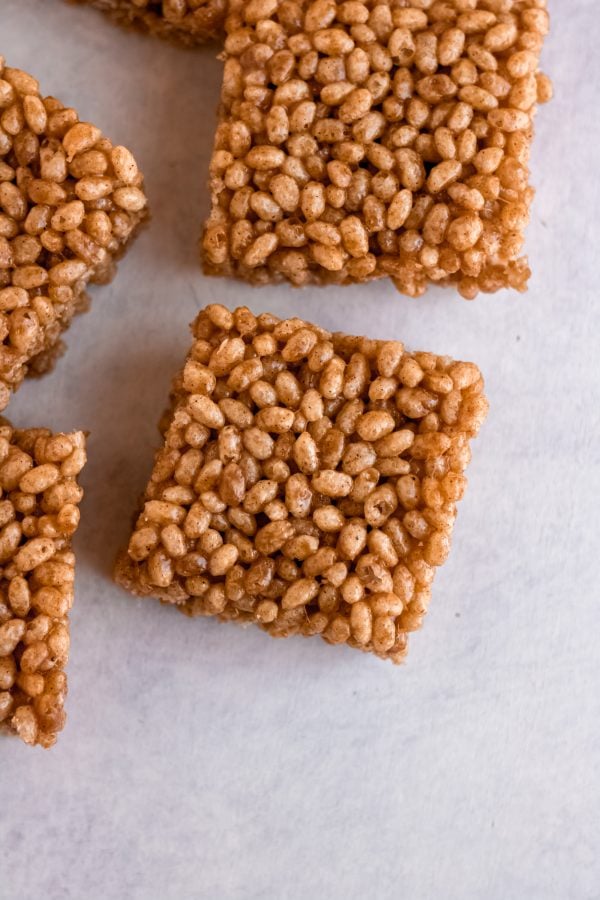 pumpkin spice rice krispie treats